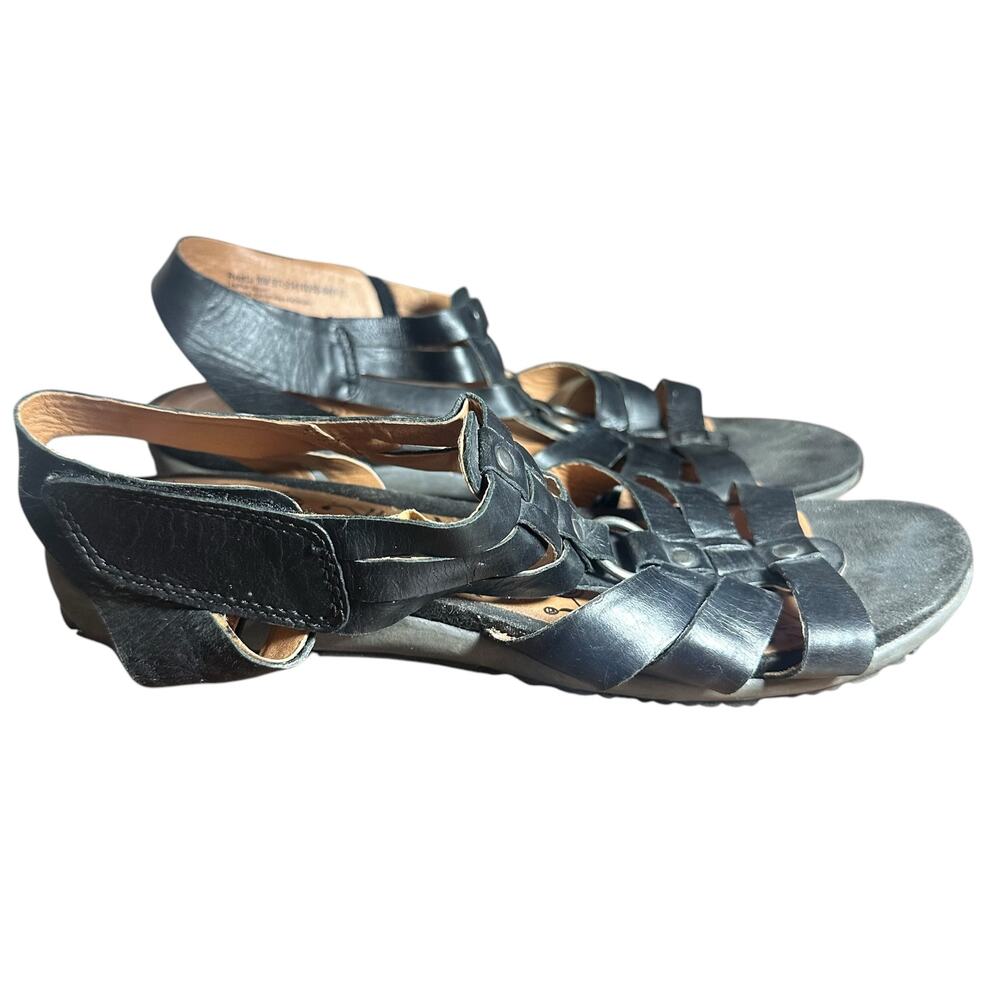 Baretraps Reeta Gladiator Sandals 10M Black Leather Upper Stylish & Comfortable
